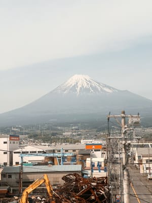 Tokyo: largest city in the world, respectfully silent